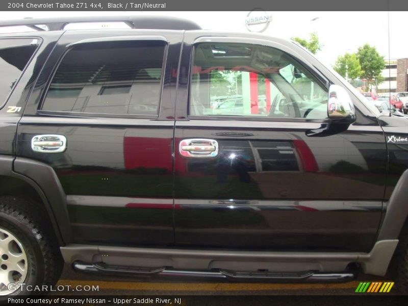 Black / Tan/Neutral 2004 Chevrolet Tahoe Z71 4x4