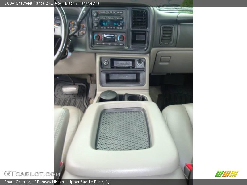 Black / Tan/Neutral 2004 Chevrolet Tahoe Z71 4x4