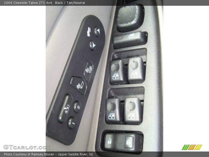 Black / Tan/Neutral 2004 Chevrolet Tahoe Z71 4x4