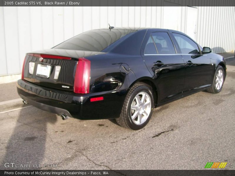 Black Raven / Ebony 2005 Cadillac STS V6
