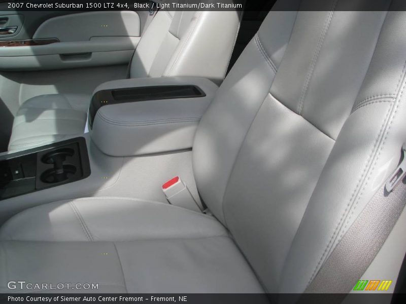 Black / Light Titanium/Dark Titanium 2007 Chevrolet Suburban 1500 LTZ 4x4