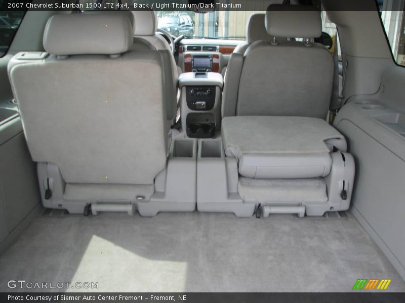Black / Light Titanium/Dark Titanium 2007 Chevrolet Suburban 1500 LTZ 4x4