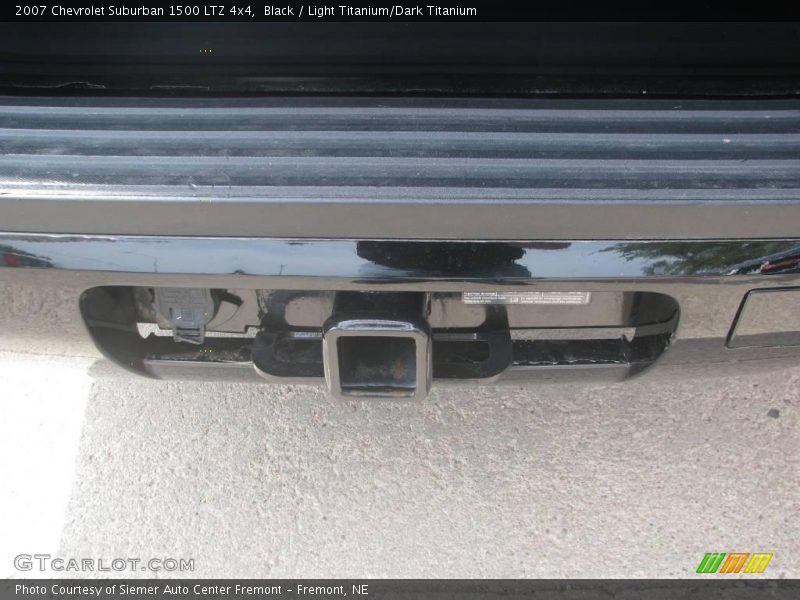 Black / Light Titanium/Dark Titanium 2007 Chevrolet Suburban 1500 LTZ 4x4