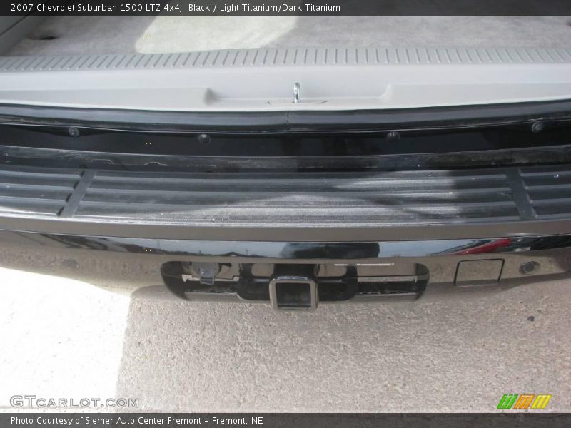 Black / Light Titanium/Dark Titanium 2007 Chevrolet Suburban 1500 LTZ 4x4