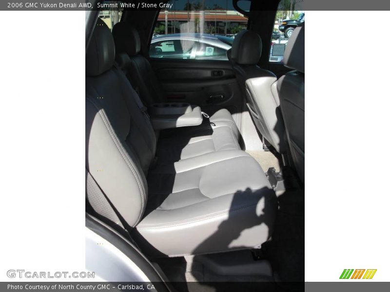 Summit White / Stone Gray 2006 GMC Yukon Denali AWD