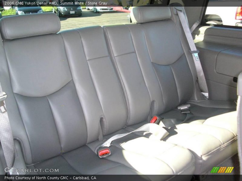 Summit White / Stone Gray 2006 GMC Yukon Denali AWD