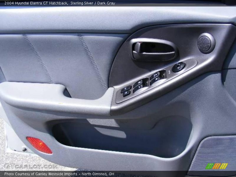 Sterling Silver / Dark Gray 2004 Hyundai Elantra GT Hatchback