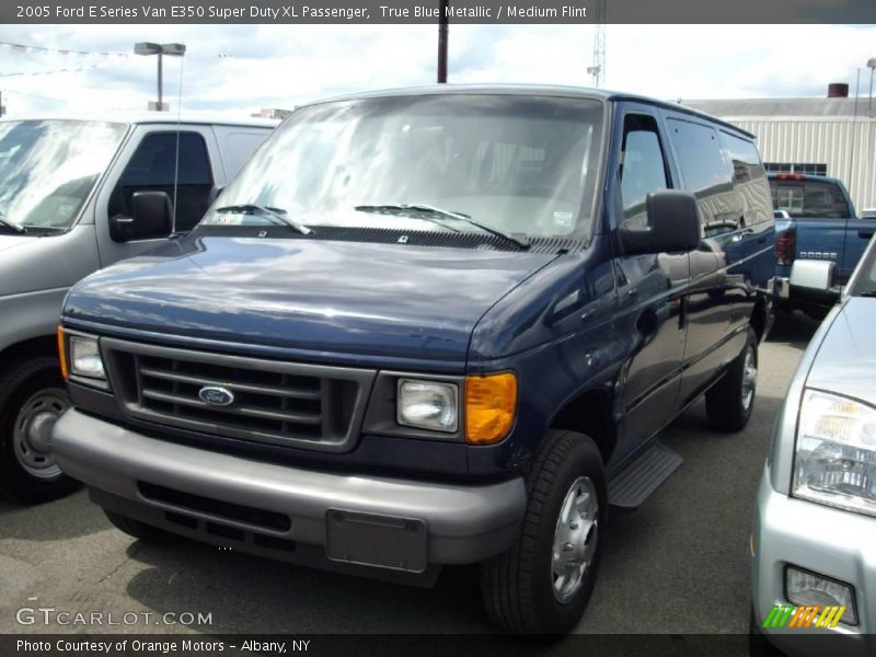 True Blue Metallic / Medium Flint 2005 Ford E Series Van E350 Super Duty XL Passenger