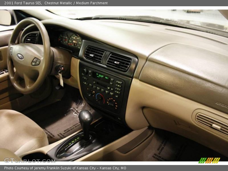 Chestnut Metallic / Medium Parchment 2001 Ford Taurus SES