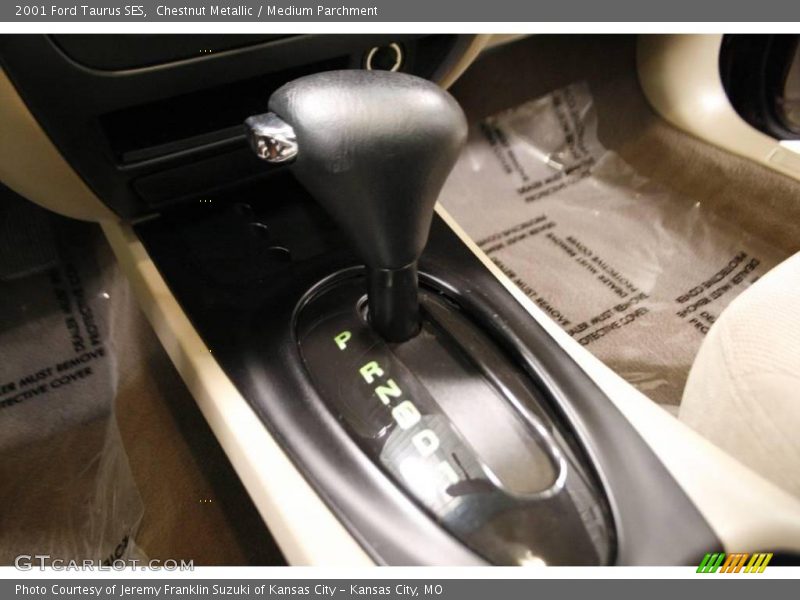 Chestnut Metallic / Medium Parchment 2001 Ford Taurus SES