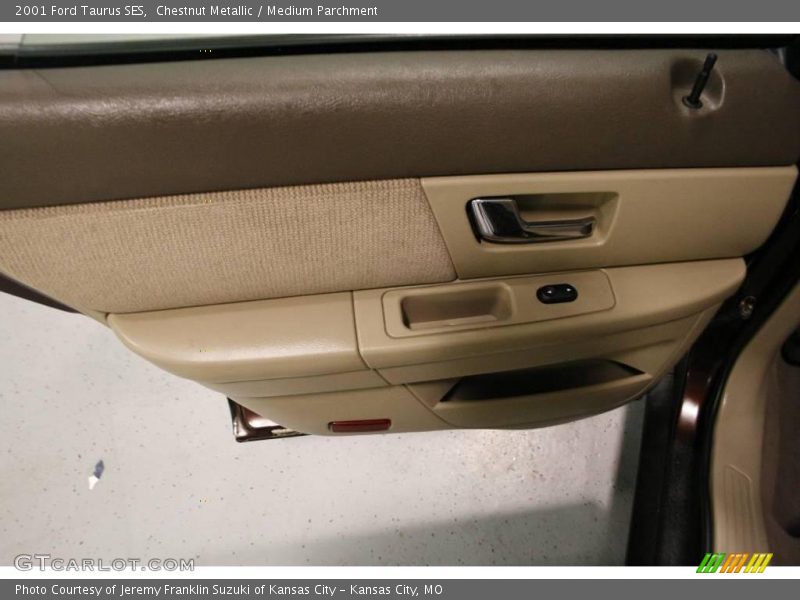 Chestnut Metallic / Medium Parchment 2001 Ford Taurus SES