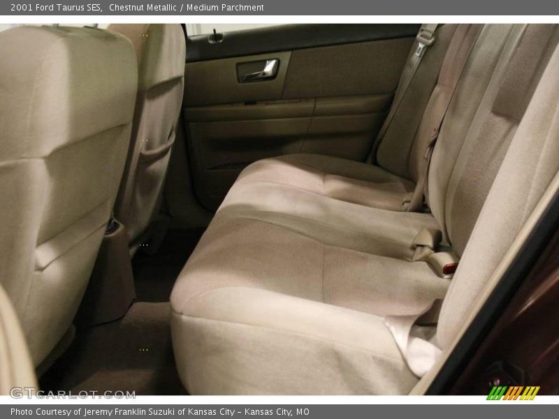 Chestnut Metallic / Medium Parchment 2001 Ford Taurus SES