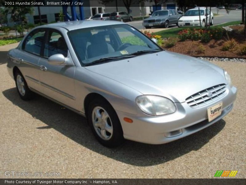 Brilliant Silver / Gray 2001 Hyundai Sonata