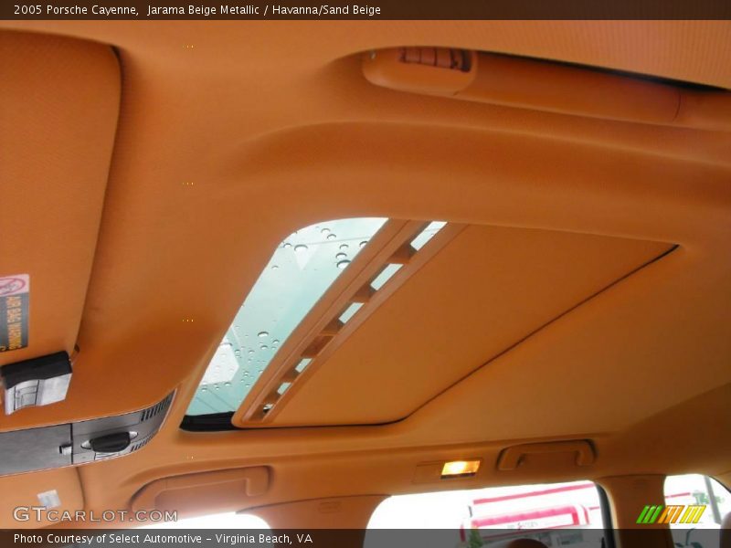 Jarama Beige Metallic / Havanna/Sand Beige 2005 Porsche Cayenne
