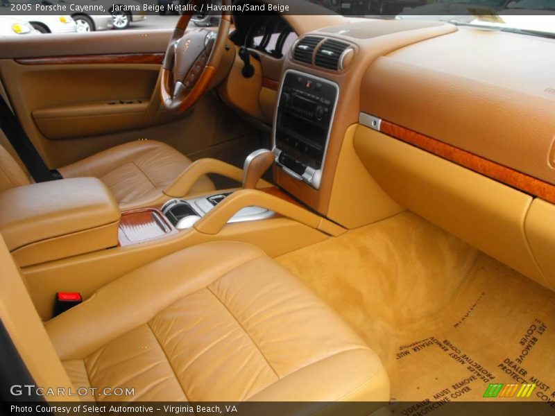 Jarama Beige Metallic / Havanna/Sand Beige 2005 Porsche Cayenne