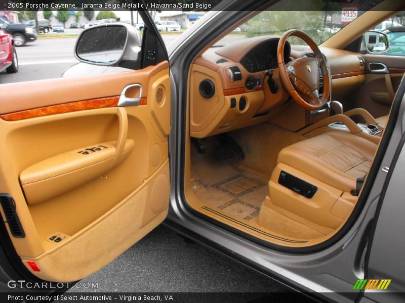 Jarama Beige Metallic / Havanna/Sand Beige 2005 Porsche Cayenne