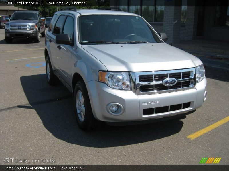 Silver Metallic / Charcoal 2008 Ford Escape XLT