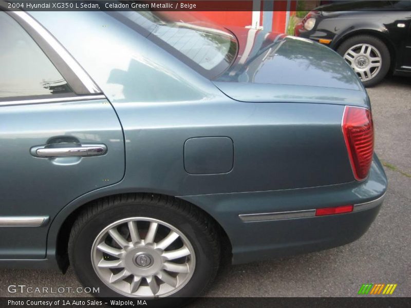 Celadon Green Metallic / Beige 2004 Hyundai XG350 L Sedan