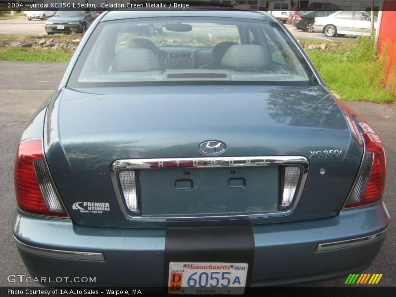 Celadon Green Metallic / Beige 2004 Hyundai XG350 L Sedan