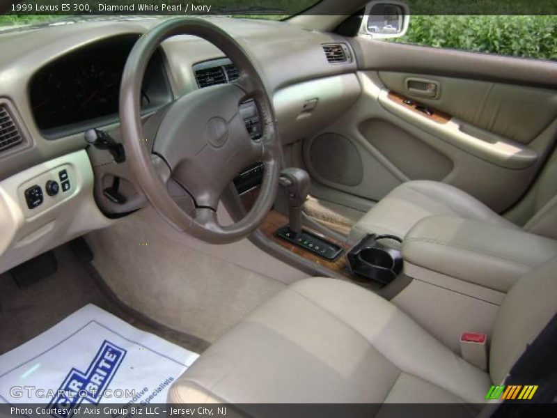 Diamond White Pearl / Ivory 1999 Lexus ES 300
