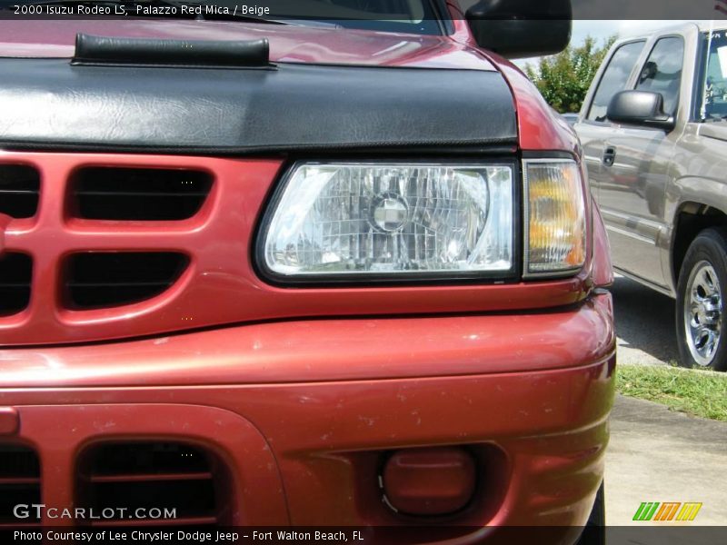 Palazzo Red Mica / Beige 2000 Isuzu Rodeo LS