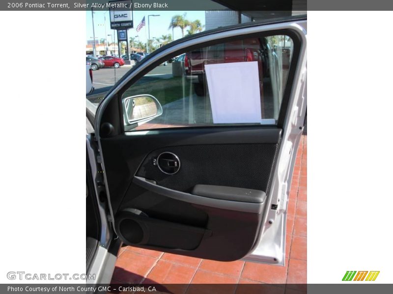 Silver Alloy Metallic / Ebony Black 2006 Pontiac Torrent