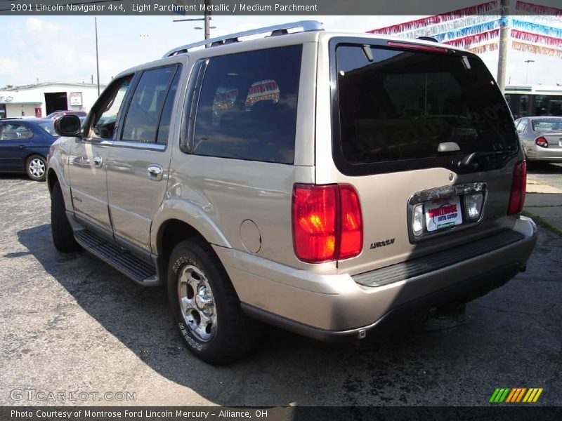 Light Parchment Metallic / Medium Parchment 2001 Lincoln Navigator 4x4
