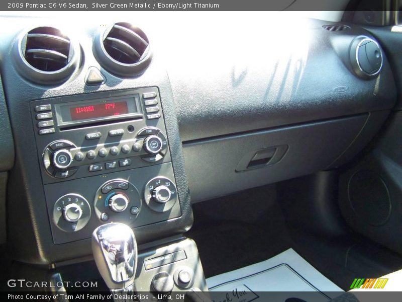 Silver Green Metallic / Ebony/Light Titanium 2009 Pontiac G6 V6 Sedan
