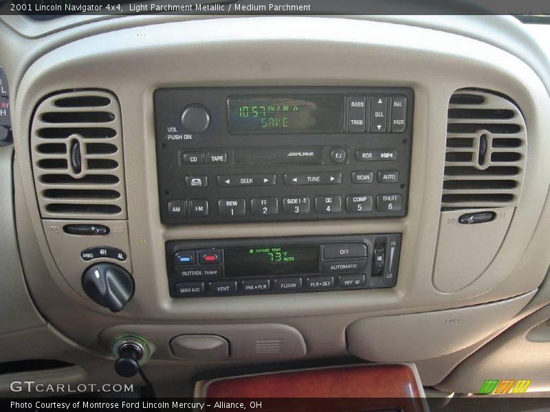 Light Parchment Metallic / Medium Parchment 2001 Lincoln Navigator 4x4