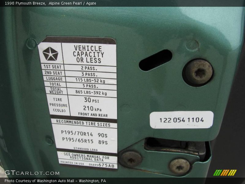 Alpine Green Pearl / Agate 1998 Plymouth Breeze
