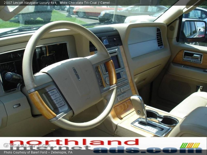 White Chocolate Tri-Coat / Camel 2007 Lincoln Navigator Luxury 4x4
