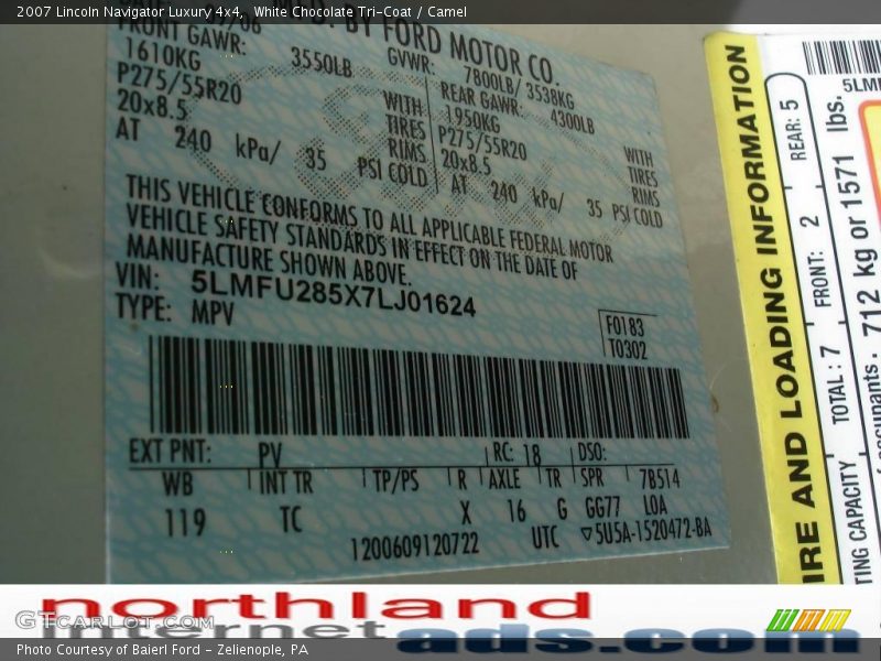 White Chocolate Tri-Coat / Camel 2007 Lincoln Navigator Luxury 4x4