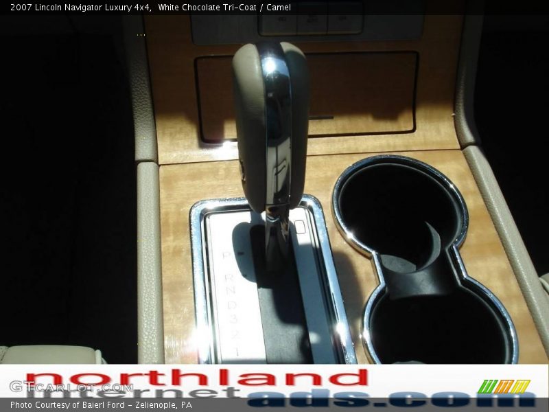 White Chocolate Tri-Coat / Camel 2007 Lincoln Navigator Luxury 4x4