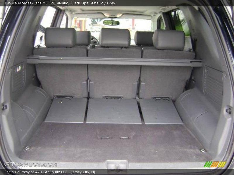 Black Opal Metallic / Grey 1999 Mercedes-Benz ML 320 4Matic