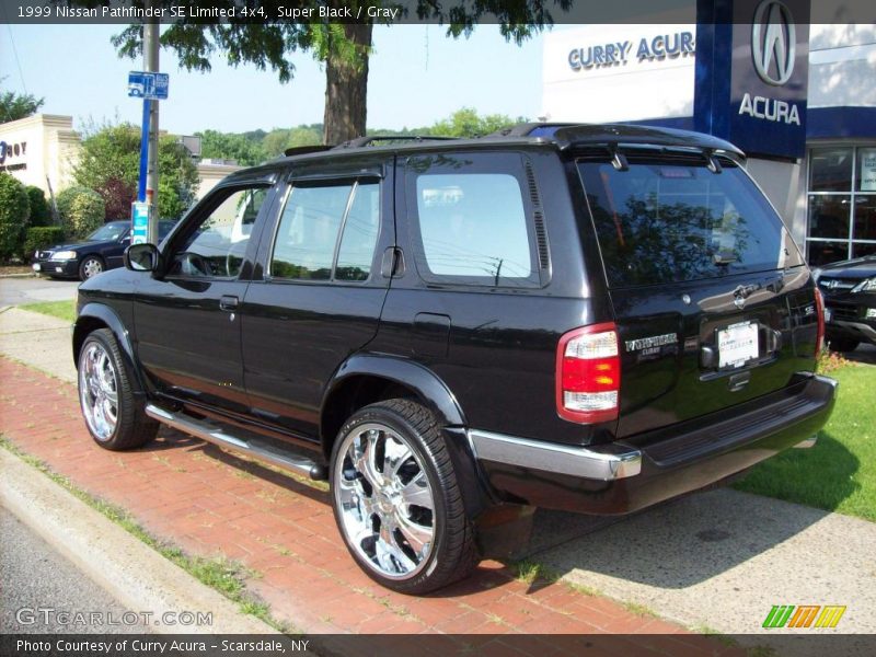 Super Black / Gray 1999 Nissan Pathfinder SE Limited 4x4