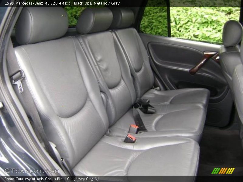 Black Opal Metallic / Grey 1999 Mercedes-Benz ML 320 4Matic