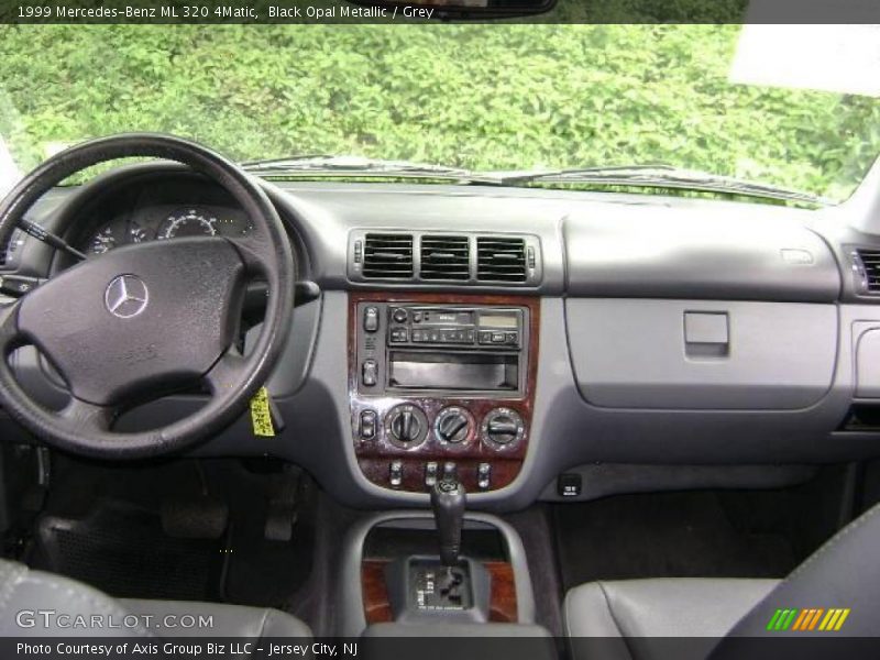 Black Opal Metallic / Grey 1999 Mercedes-Benz ML 320 4Matic