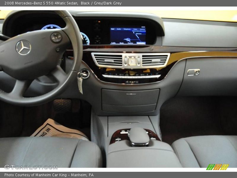 Black / Grey/Dark Grey 2008 Mercedes-Benz S 550 4Matic Sedan