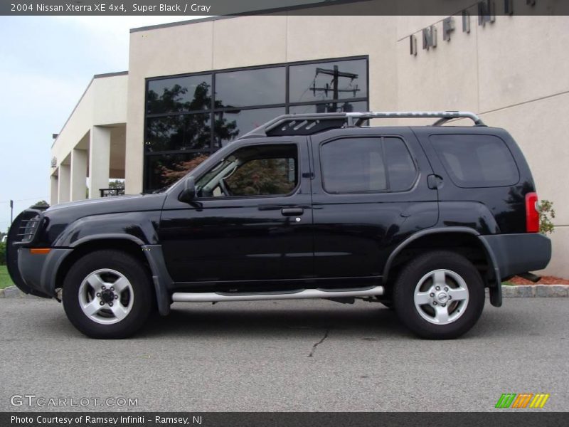 Super Black / Gray 2004 Nissan Xterra XE 4x4