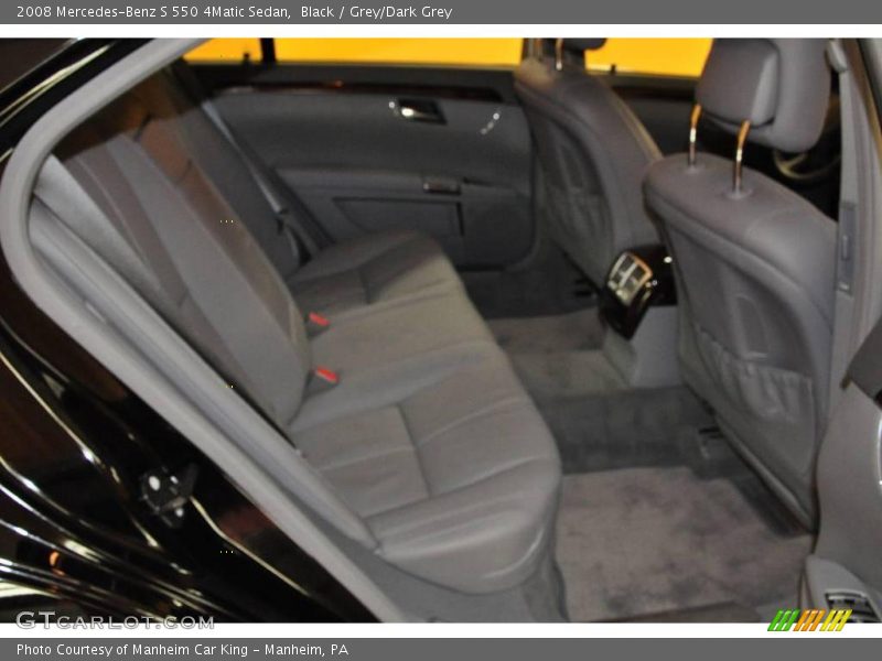 Black / Grey/Dark Grey 2008 Mercedes-Benz S 550 4Matic Sedan