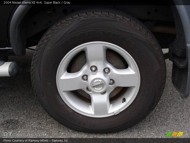 Super Black / Gray 2004 Nissan Xterra XE 4x4