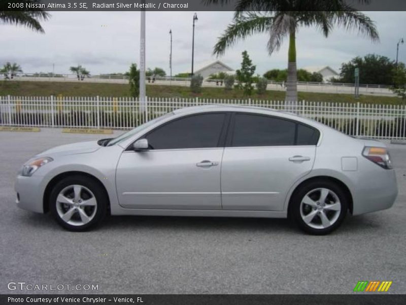 Radiant Silver Metallic / Charcoal 2008 Nissan Altima 3.5 SE