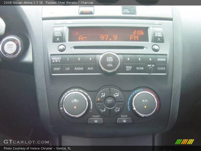 Radiant Silver Metallic / Charcoal 2008 Nissan Altima 3.5 SE