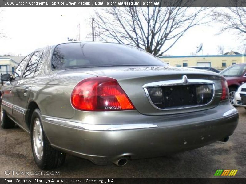 Spruce Green Metallic / Light Parchment/Medium Parchment 2000 Lincoln Continental