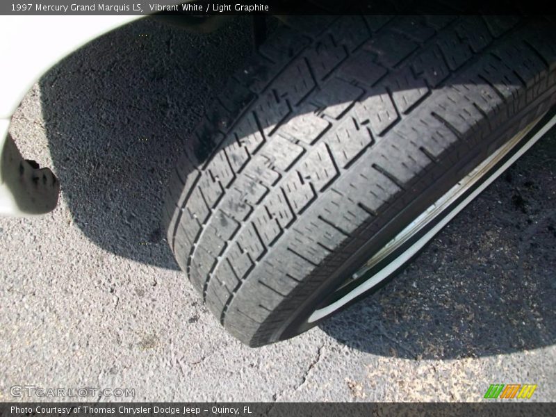 Vibrant White / Light Graphite 1997 Mercury Grand Marquis LS