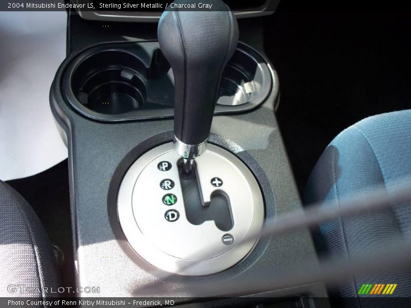 Sterling Silver Metallic / Charcoal Gray 2004 Mitsubishi Endeavor LS