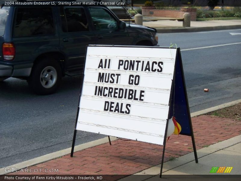 Sterling Silver Metallic / Charcoal Gray 2004 Mitsubishi Endeavor LS