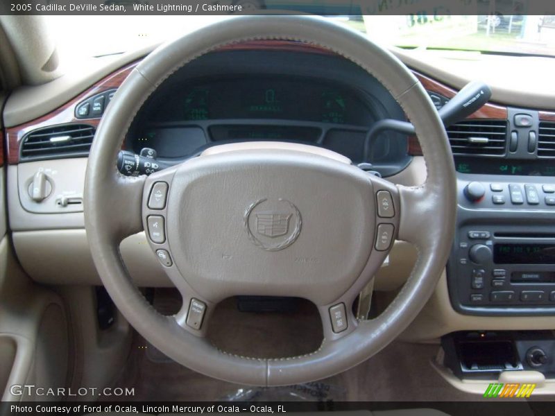 White Lightning / Cashmere 2005 Cadillac DeVille Sedan
