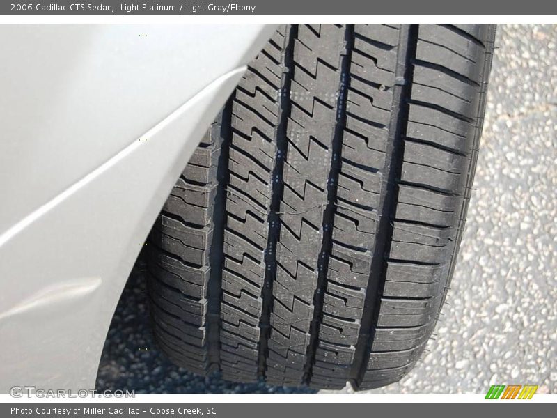 Light Platinum / Light Gray/Ebony 2006 Cadillac CTS Sedan