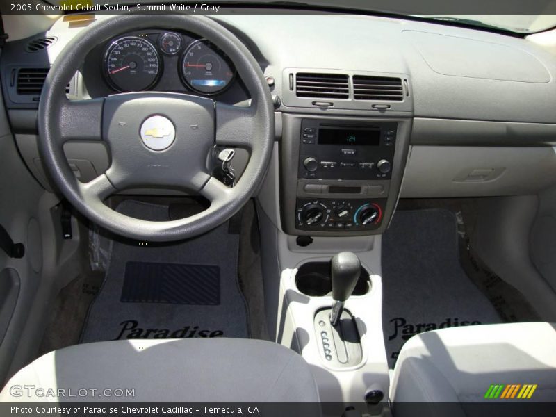 Summit White / Gray 2005 Chevrolet Cobalt Sedan